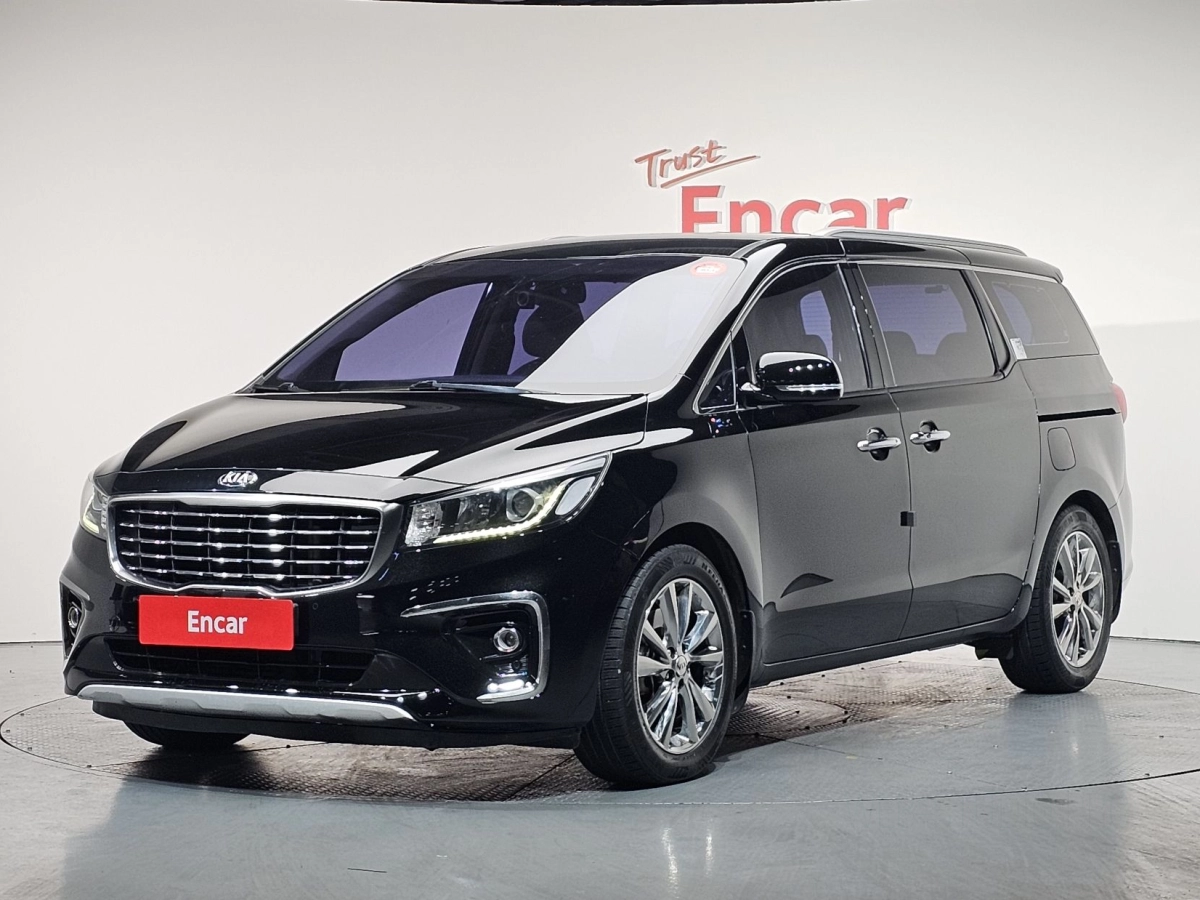 KIA CARNIVAL  2019