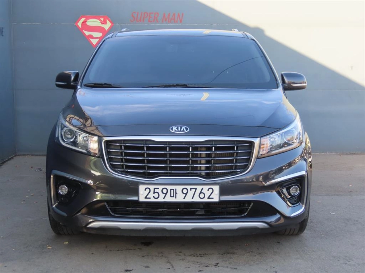 KIA CARNIVAL  2019