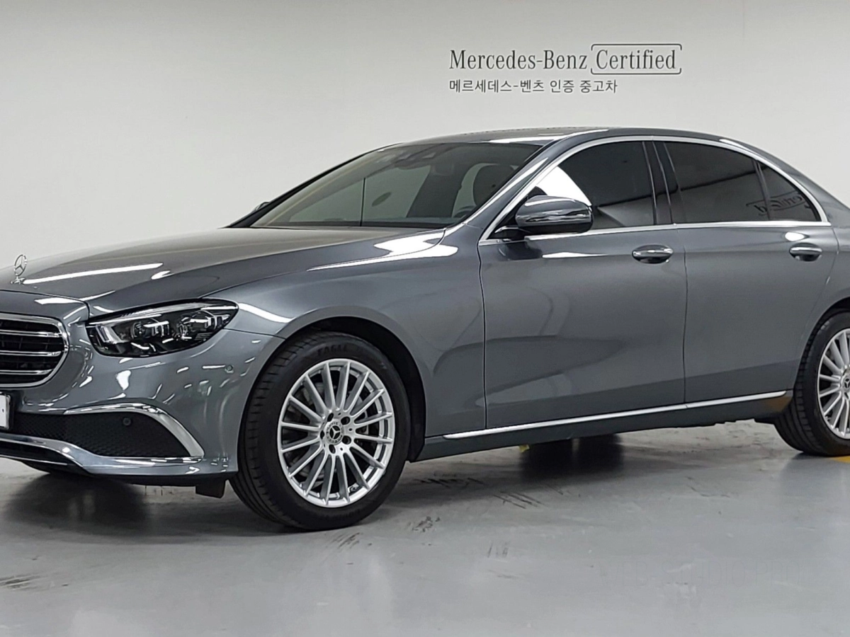 MERCEDES BENZ E-CLASS W213 2021
