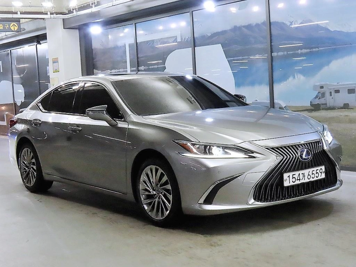 LEXUS ES300H