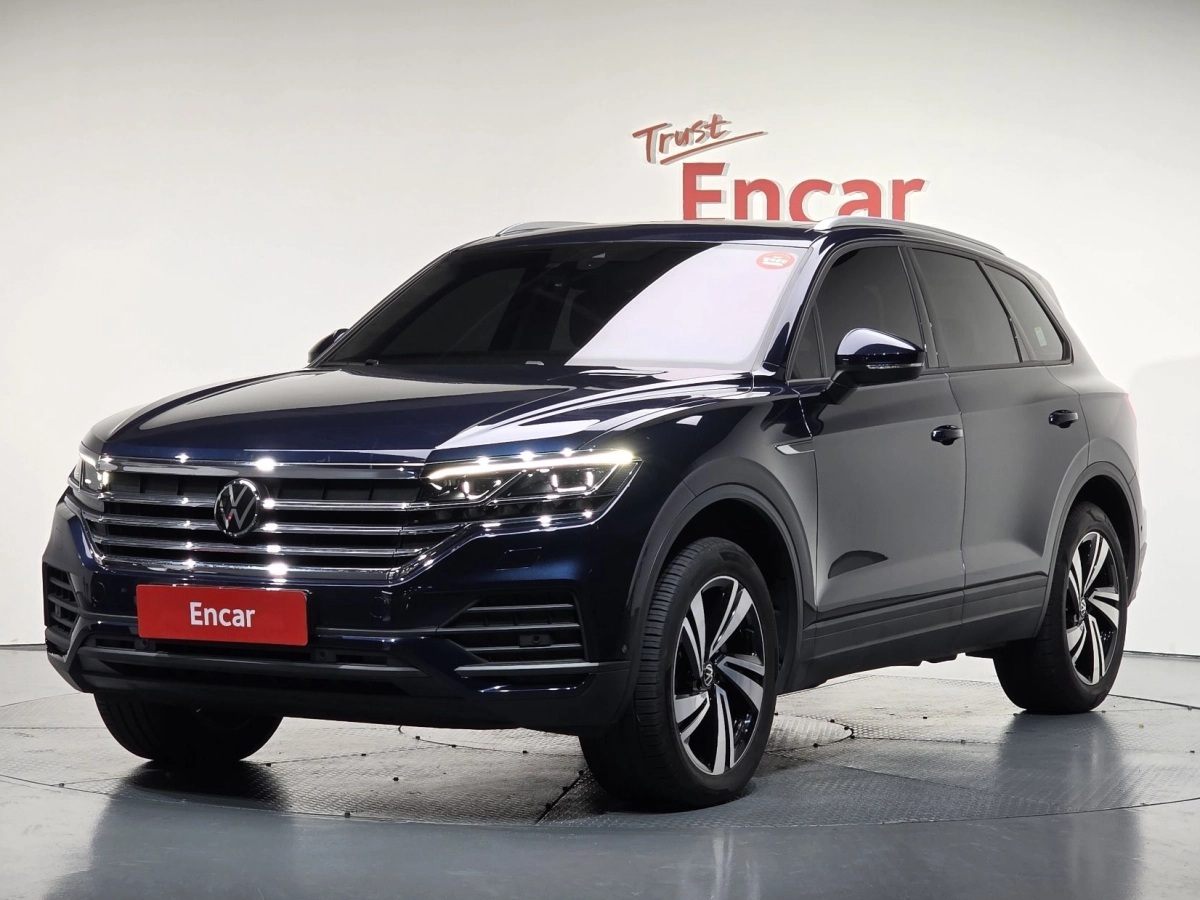 VOLKSWAGEN TOUAREG