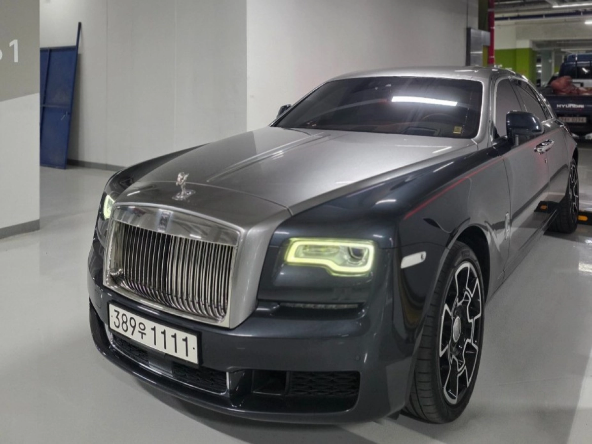 ROLLS ROYCE GHOST