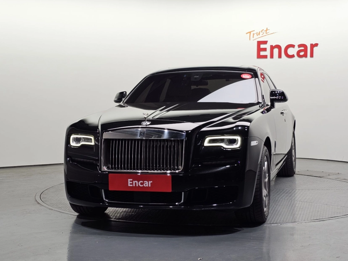 ROLLS ROYCE GHOST