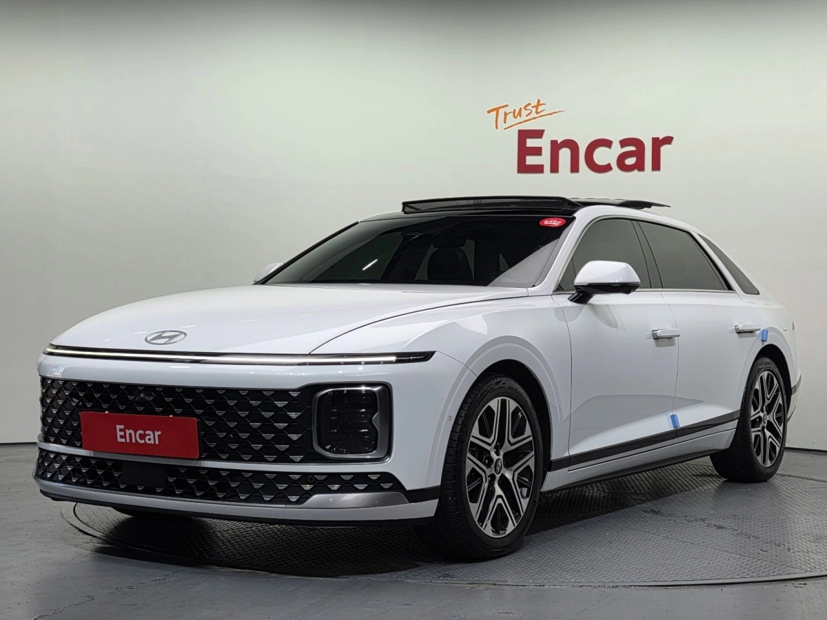 HYUNDAI GRANDEUR GN7  2022