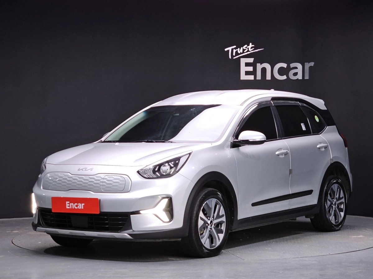 KIA NIRO PLUS