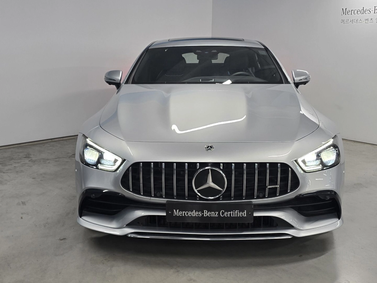 MERCEDES BENZ AMG GT