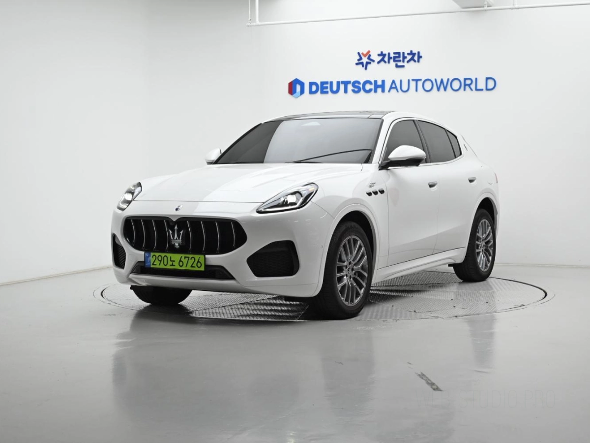 MASERATI GRECALE  2024