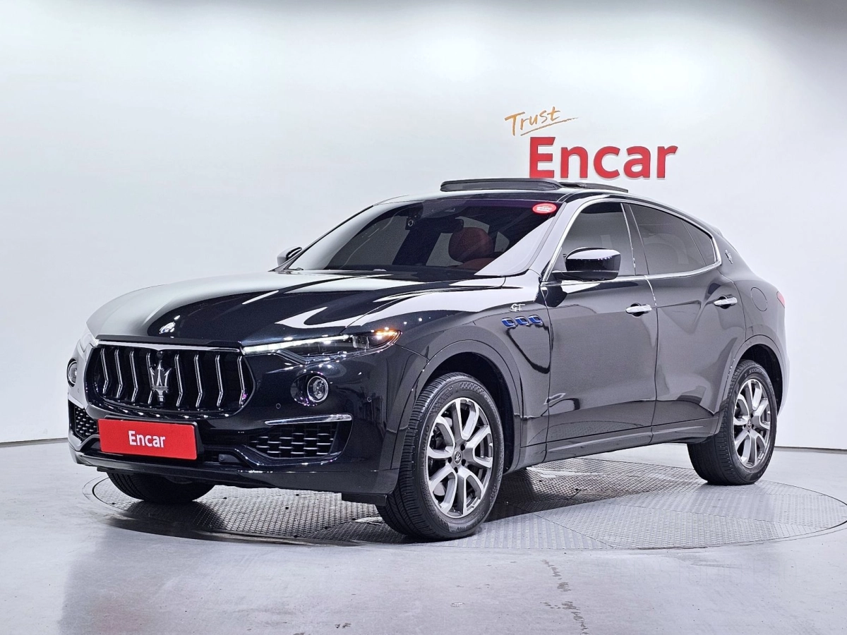 MASERATI LEVANTE  2022
