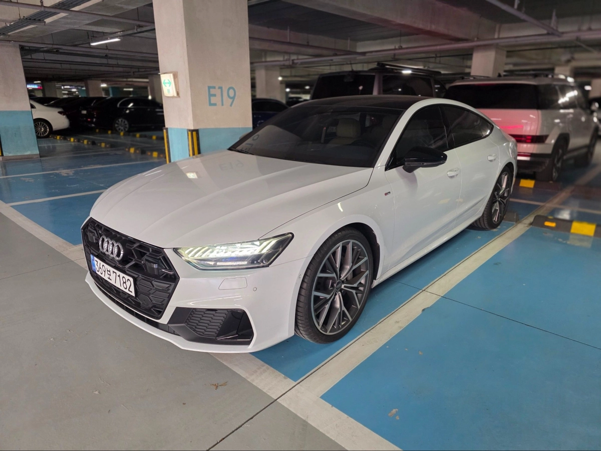 AUDI A7 4K