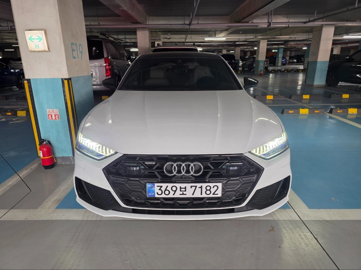 AUDI A7 4K