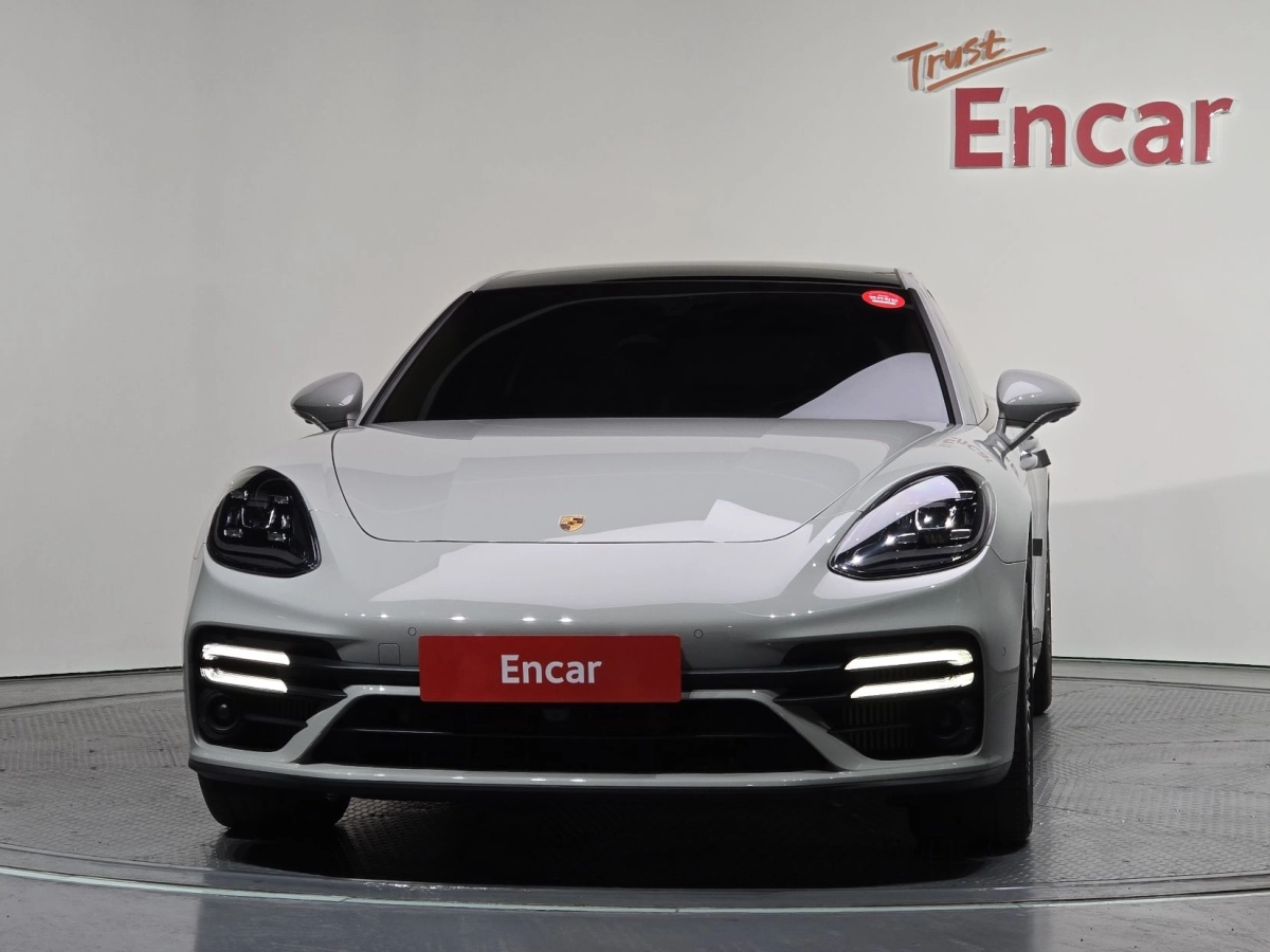 PORSCHE PANAMERA 971