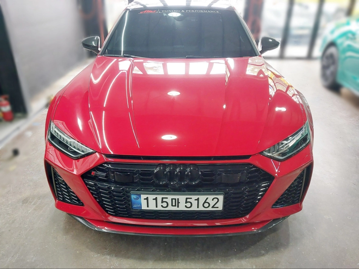 AUDI RS7 4K