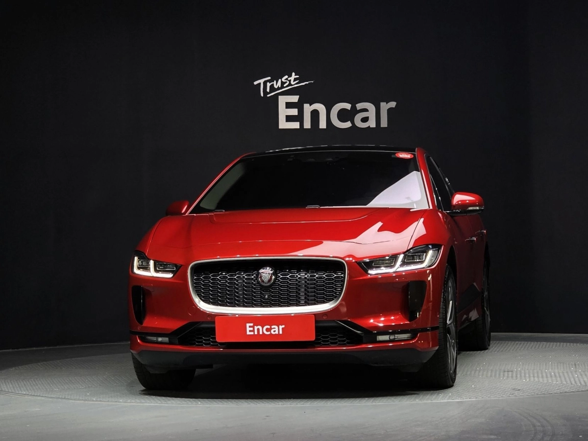 JAGUAR I-PACE