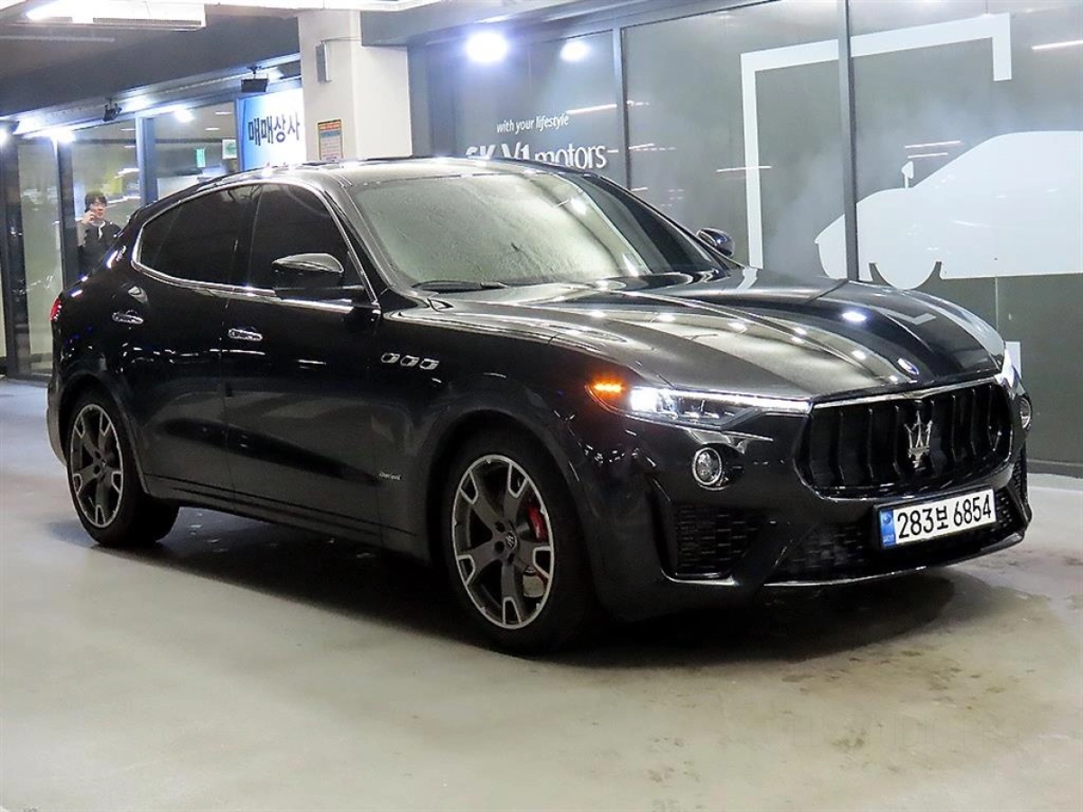 MASERATI LEVANTE