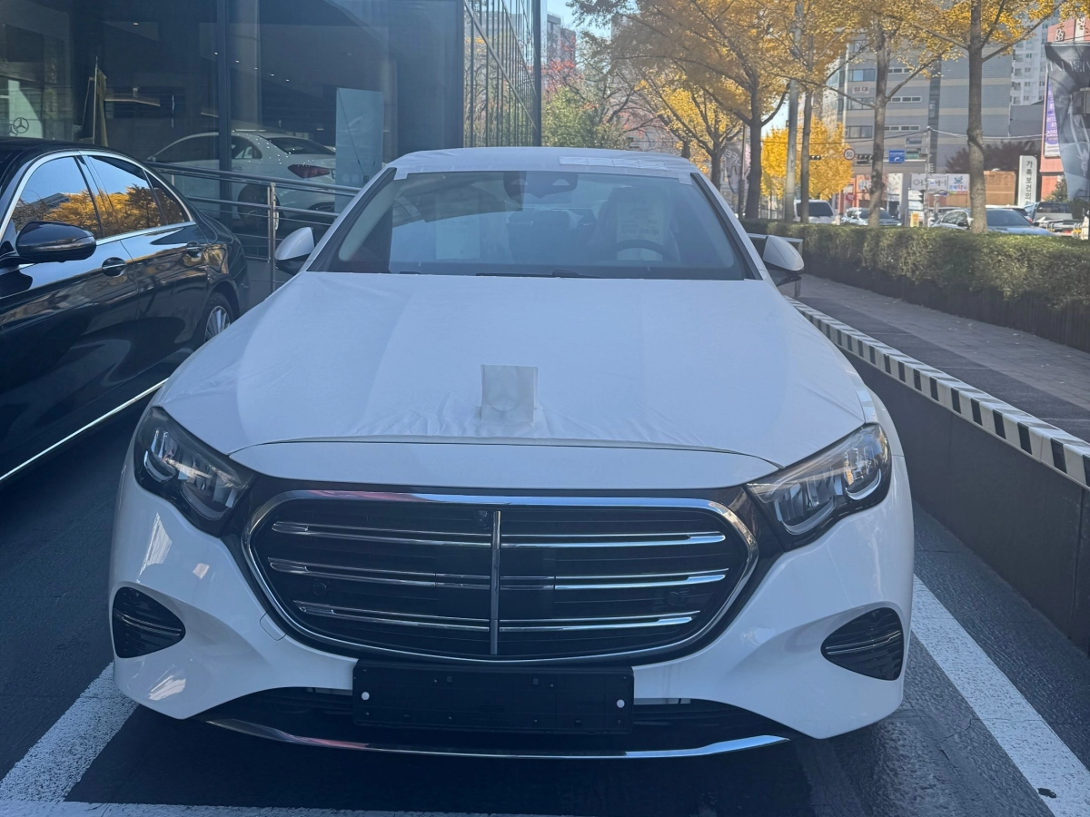MERCEDES BENZ E-CLASS W214  2025
