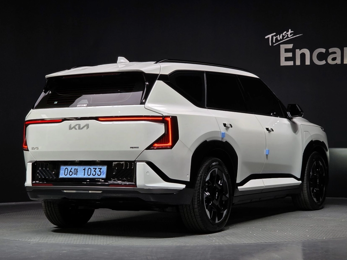 KIA EV5