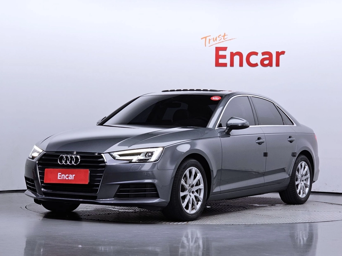 AUDI A4 B9  2019