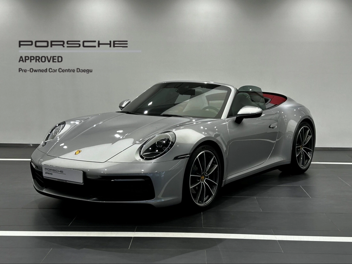 PORSCHE 911 992  2024