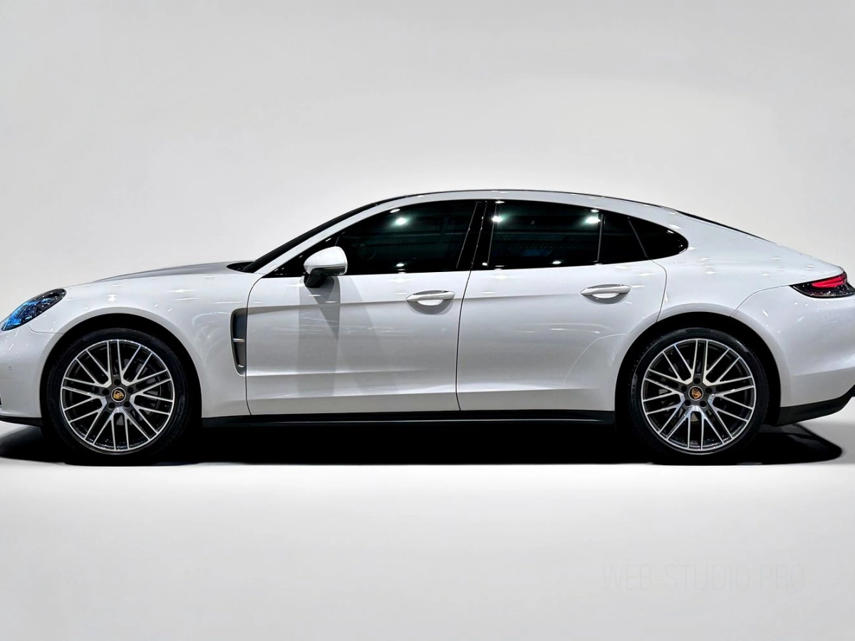 PORSCHE PANAMERA 971  2022