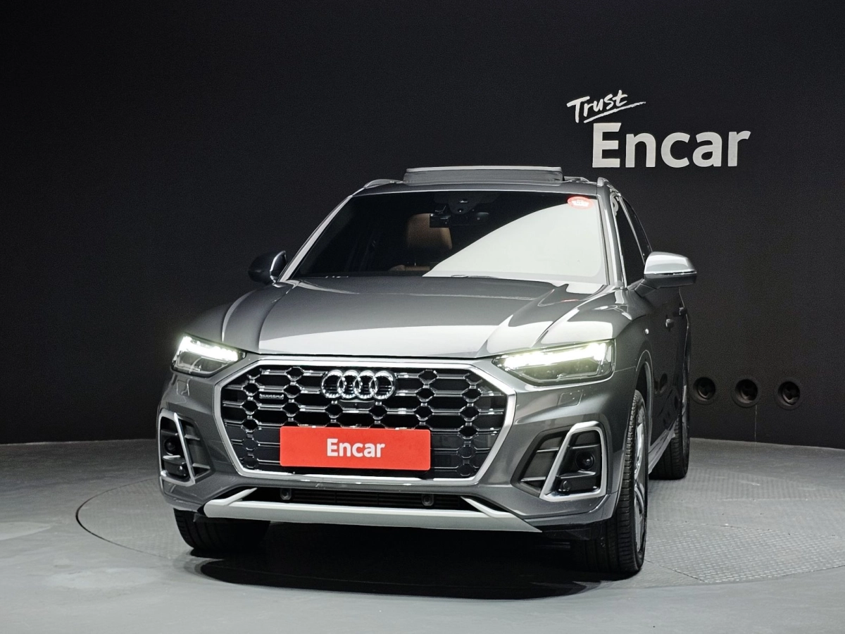 AUDI Q5 FY