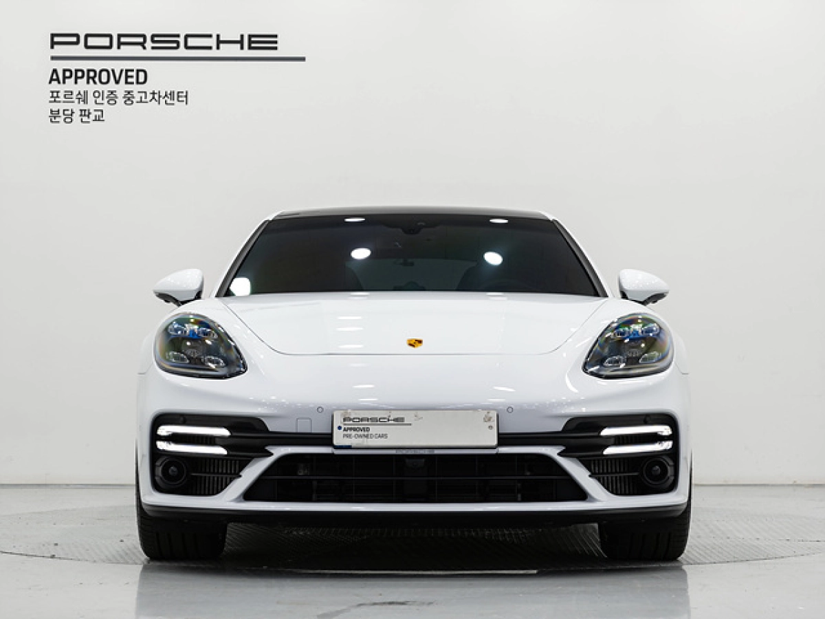 PORSCHE PANAMERA 971