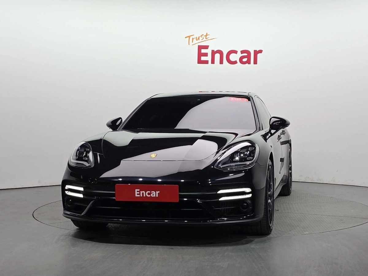 PORSCHE PANAMERA 971