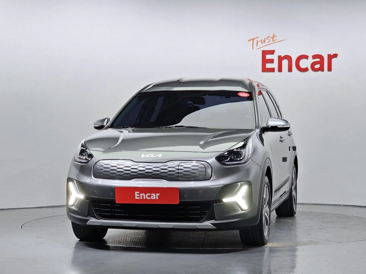 KIA NIRO PLUS