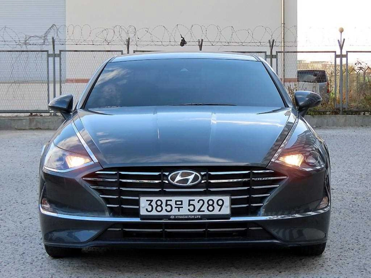 HYUNDAI SONATA DN8
