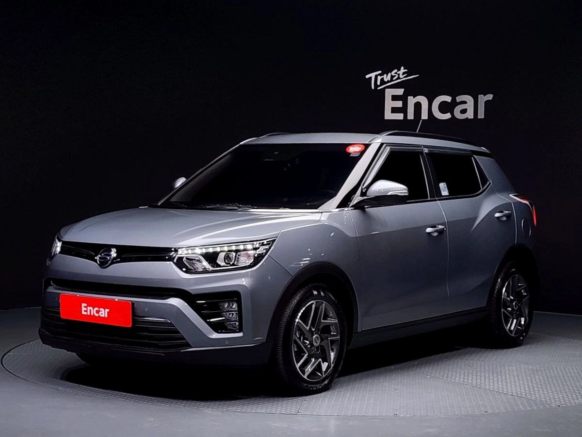 SSANGYONG TIVOLI VERY NEW