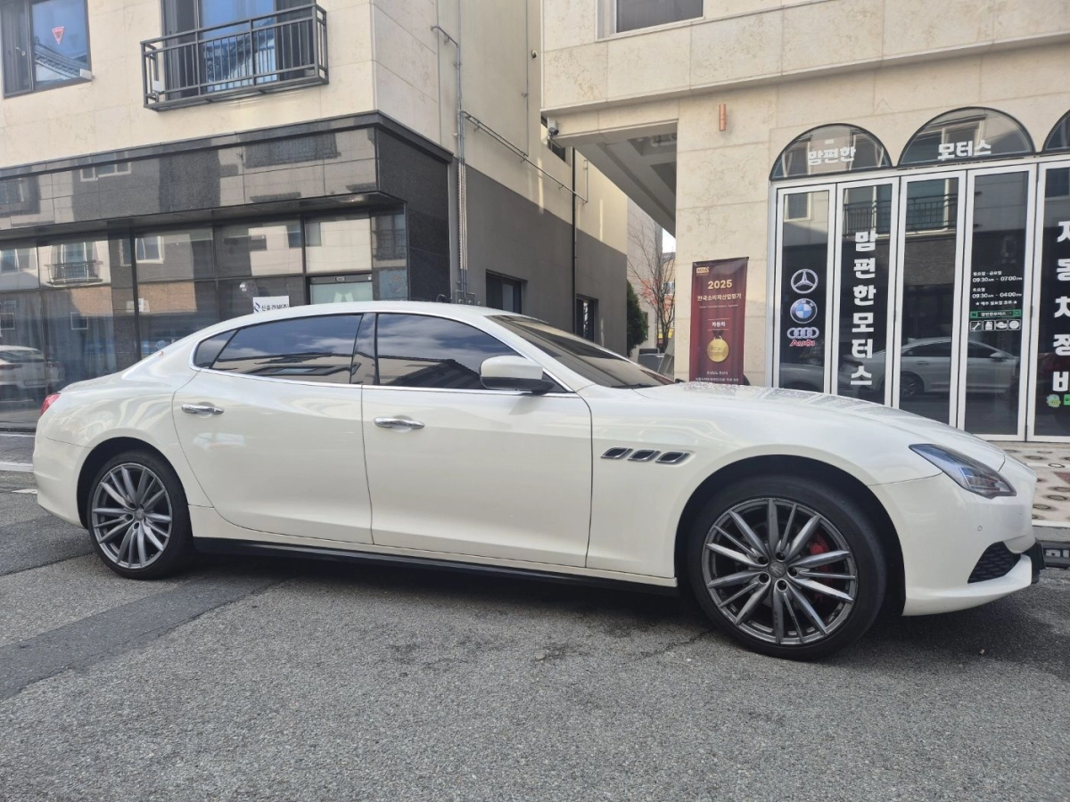 MASERATI QUATTROPORTE