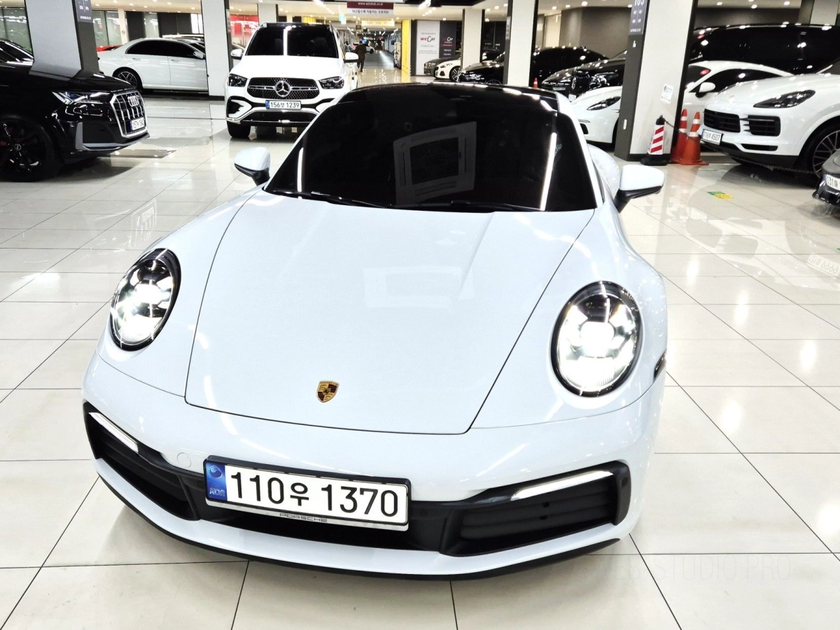 PORSCHE 911 992  2021