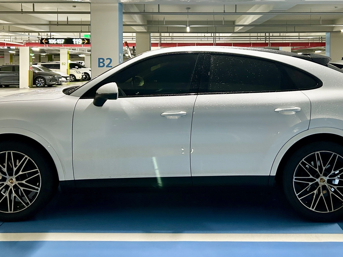 PORSCHE CAYENNE PO536