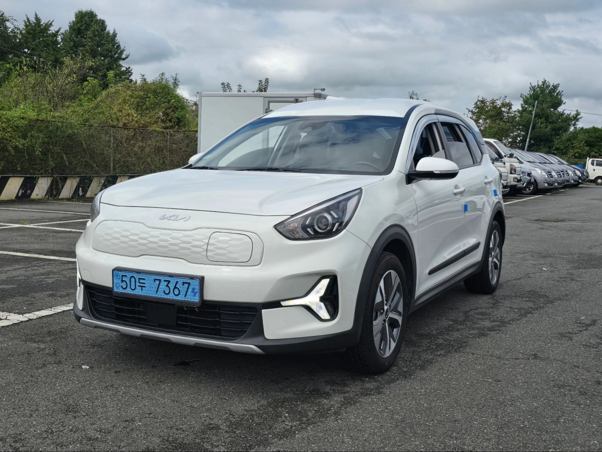 KIA NIRO PLUS