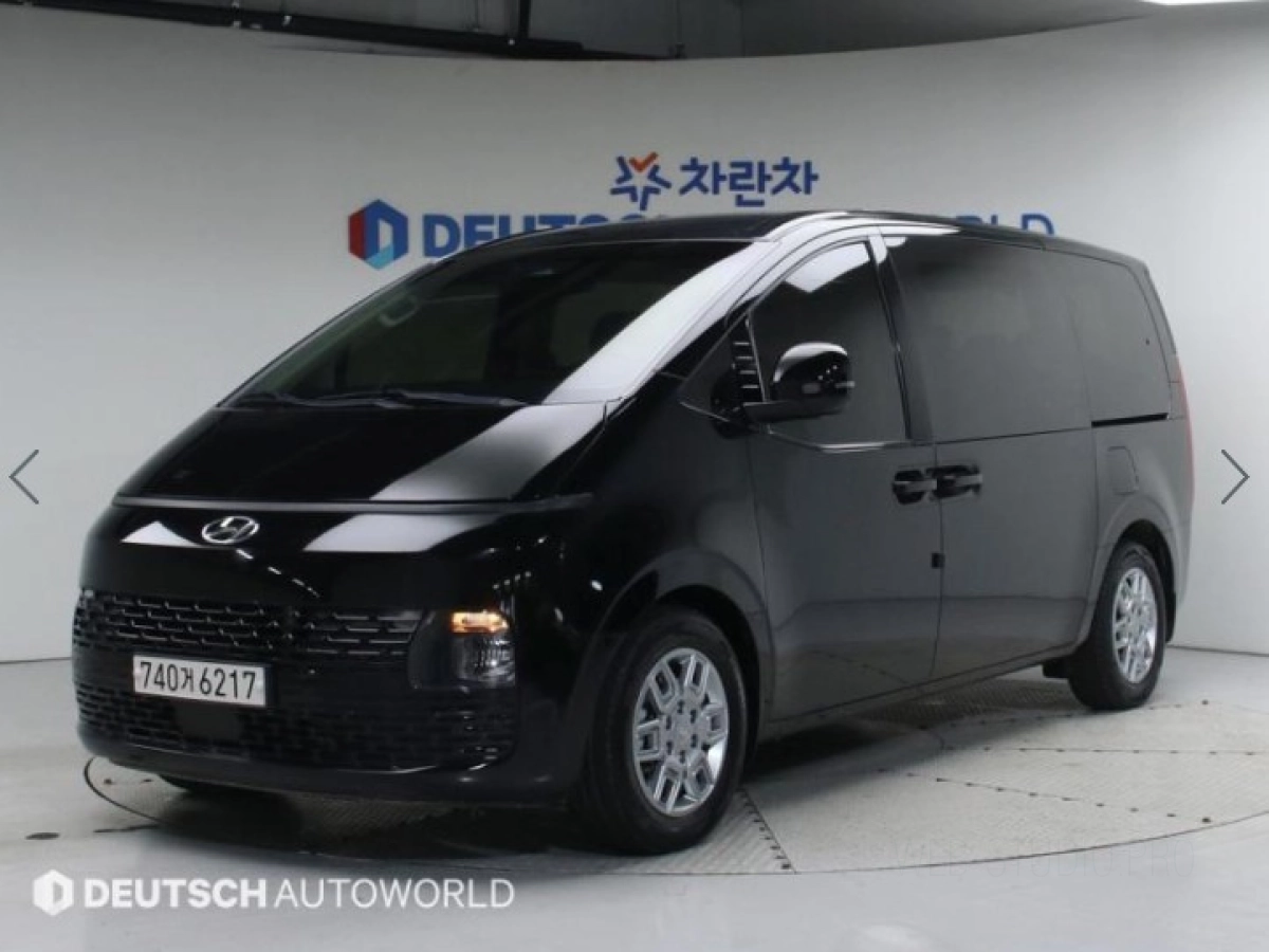 HYUNDAI STARIA 2021