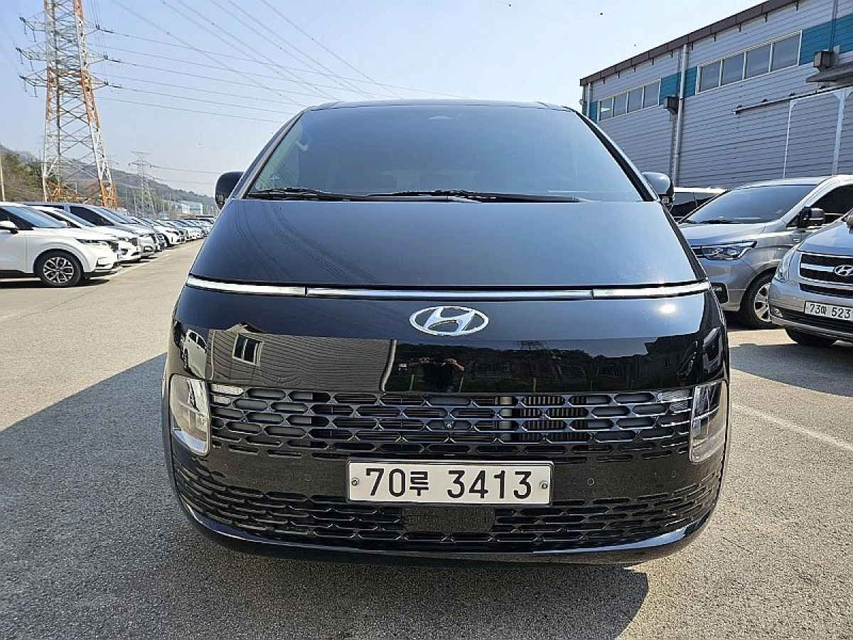 HYUNDAI STARIA  2021