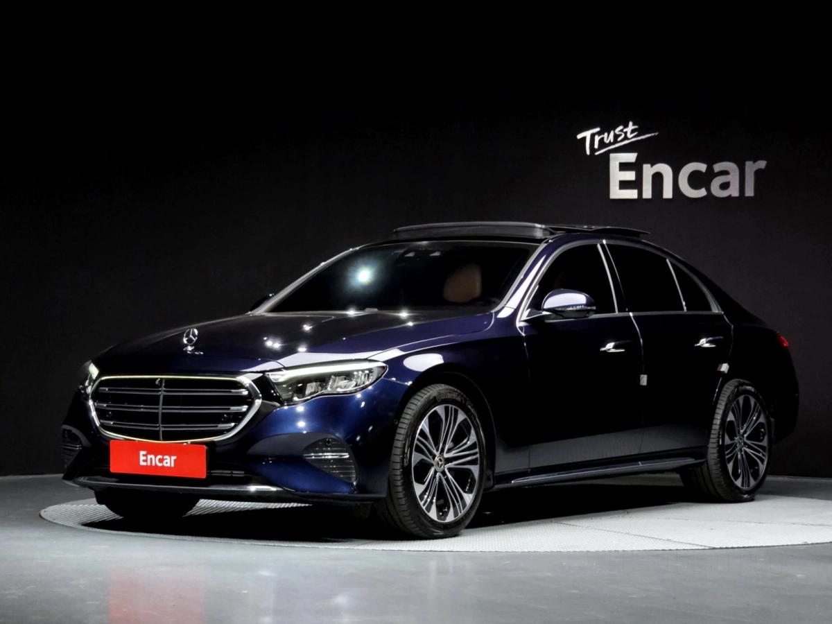 MERCEDES BENZ E-CLASS W214  2024