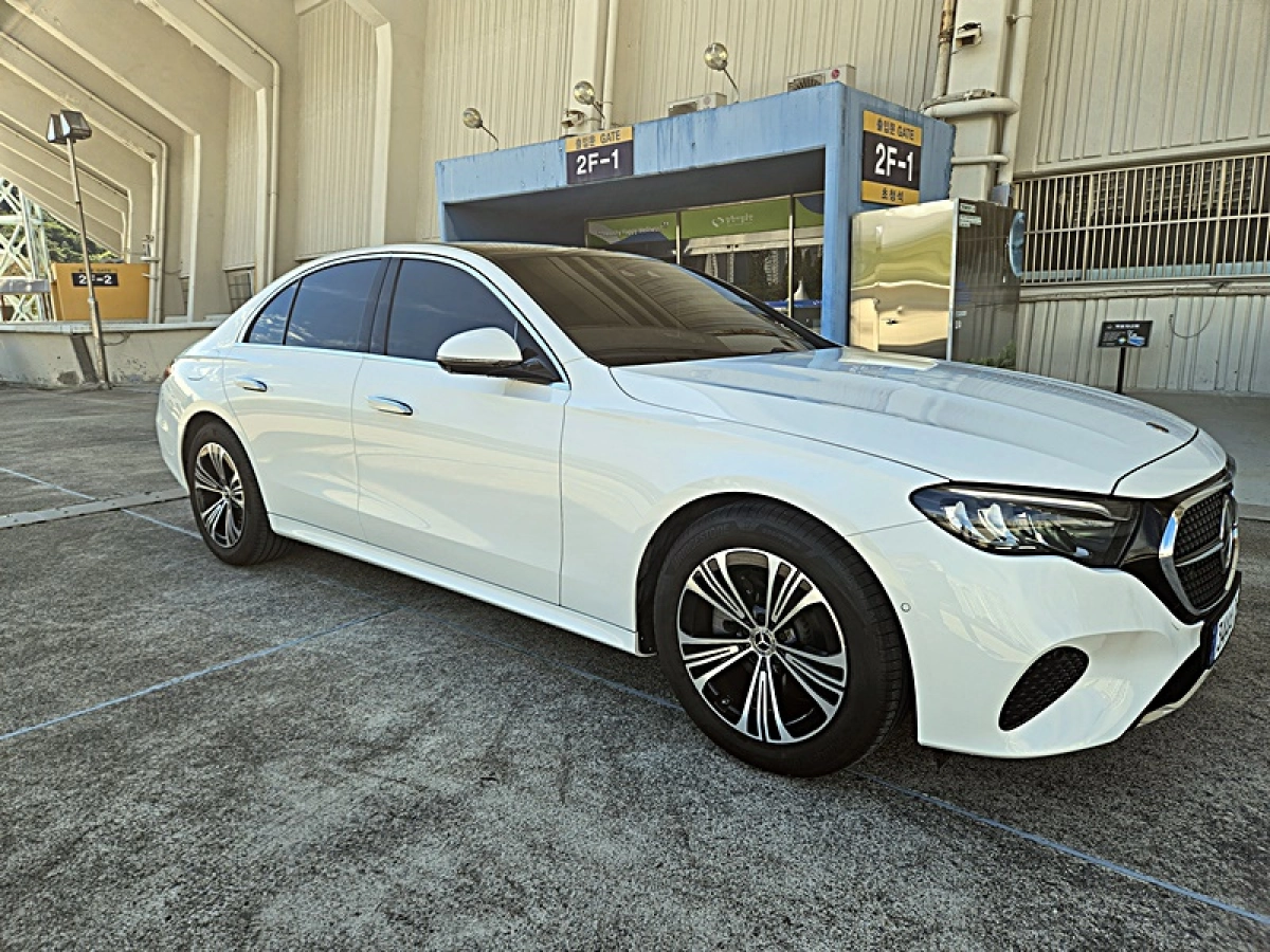 MERCEDES BENZ E-CLASS W214