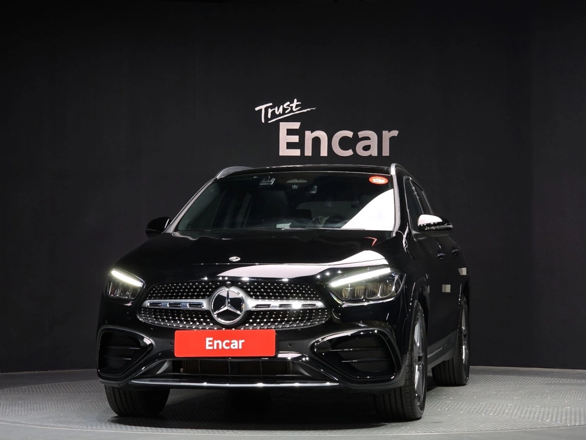 MERCEDES BENZ GLA-CLASS H247