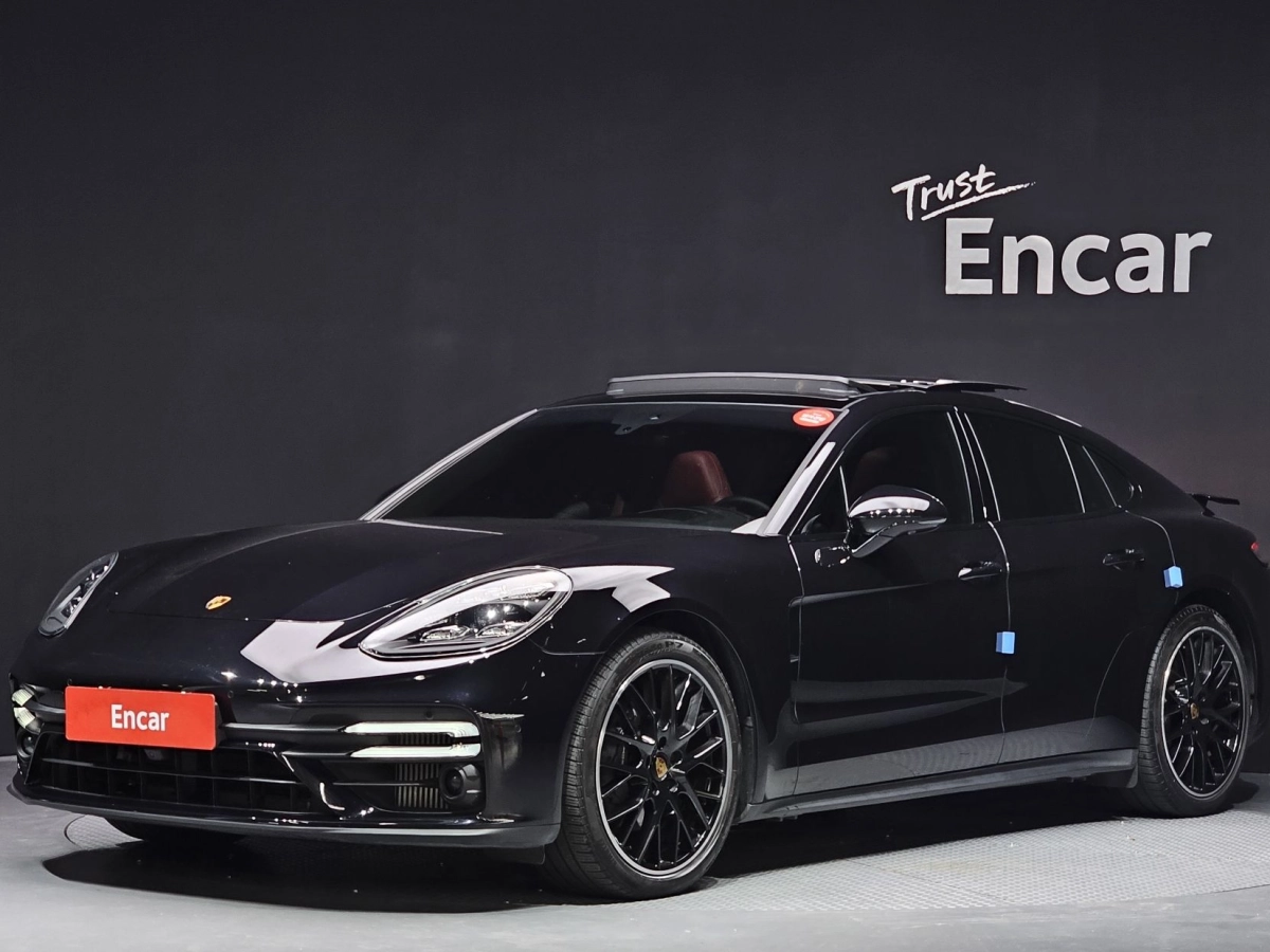 PORSCHE PANAMERA 971