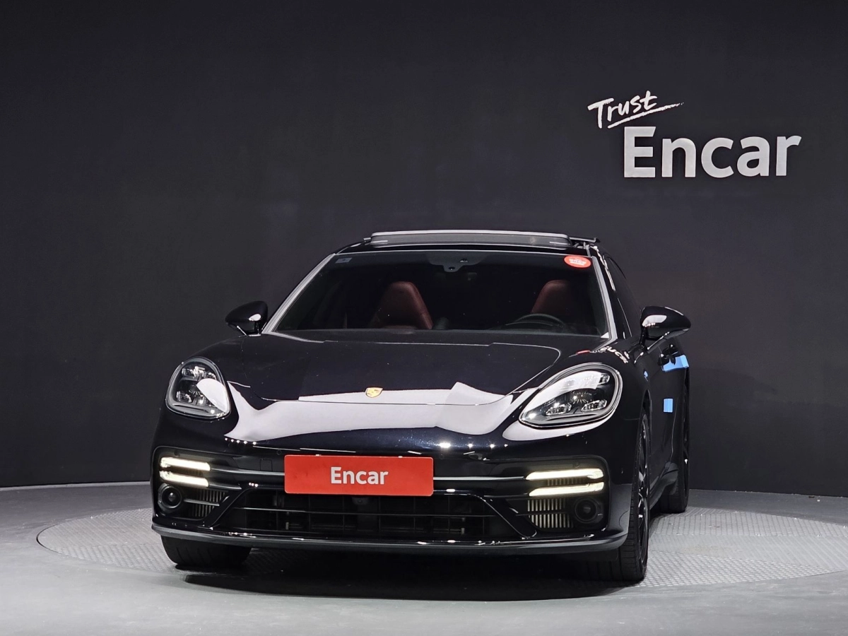 PORSCHE PANAMERA 971