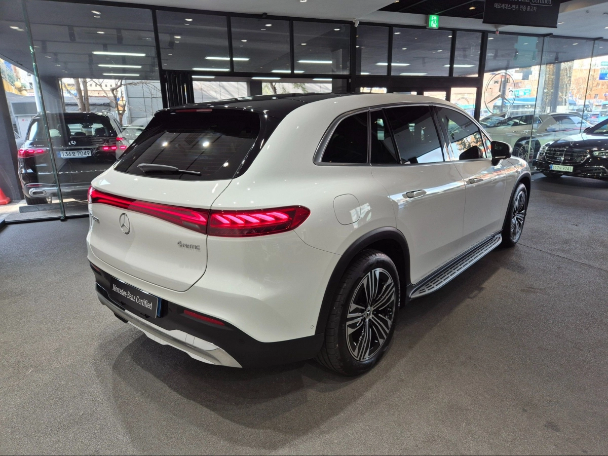 MERCEDES BENZ EQS SUV X296