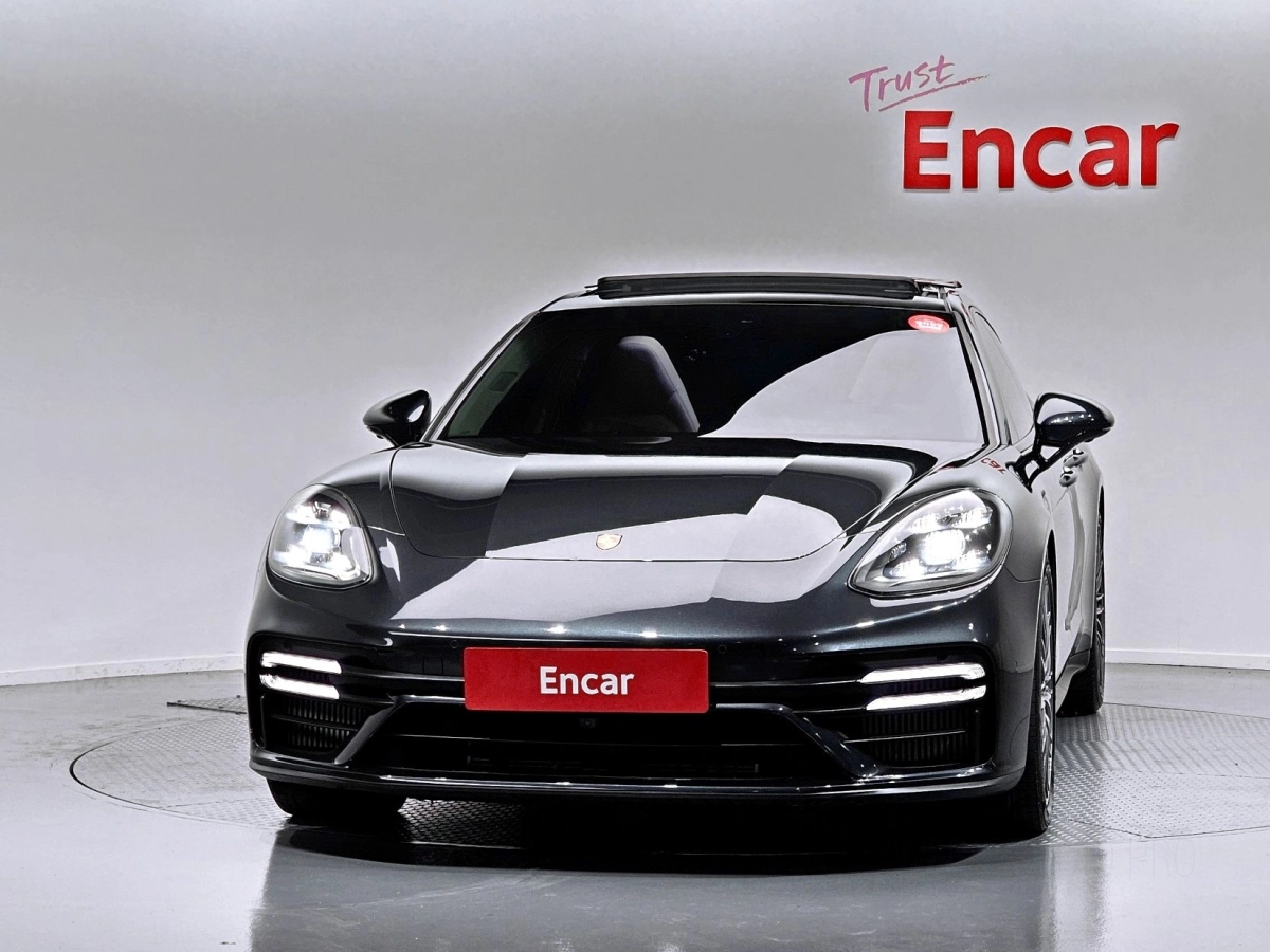 PORSCHE PANAMERA 971