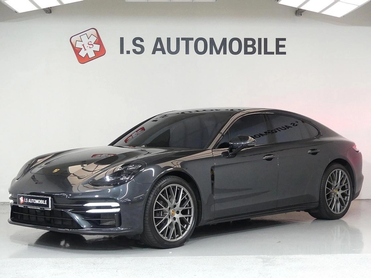 PORSCHE PANAMERA 971