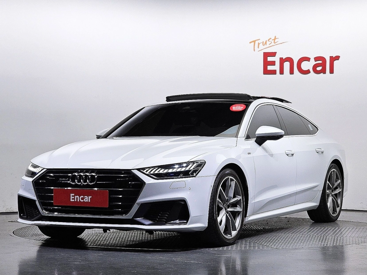 AUDI A7 4K  2021