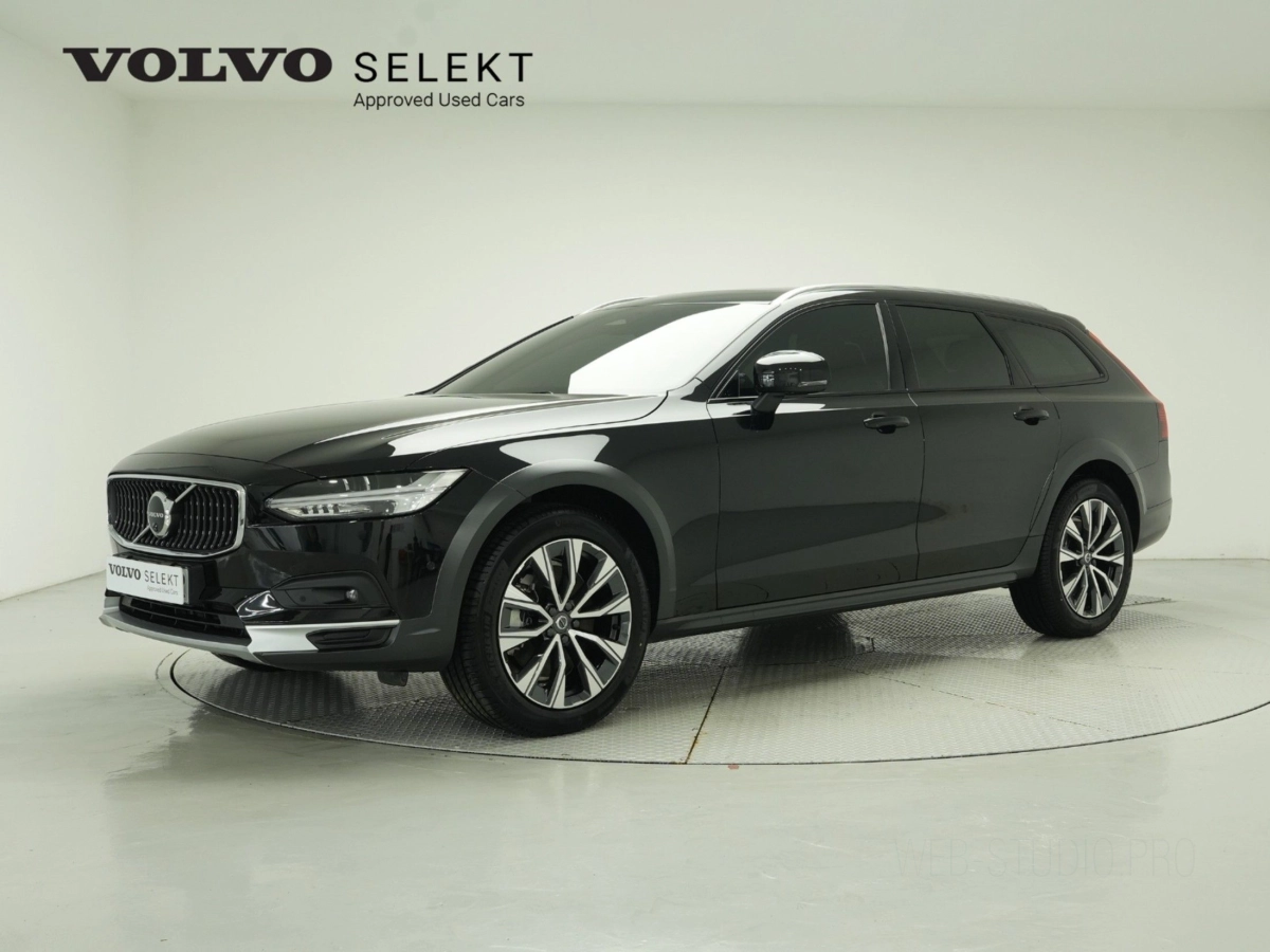 VOLVO V90 CROSS COUNTRY