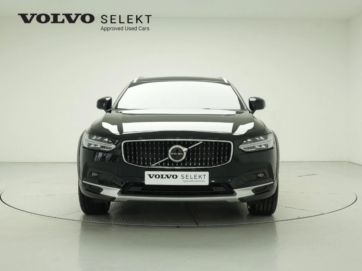 VOLVO V90 CROSS COUNTRY