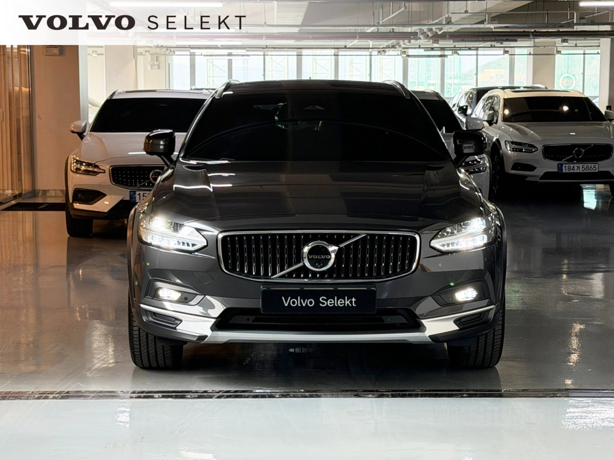 VOLVO V90 CROSS COUNTRY