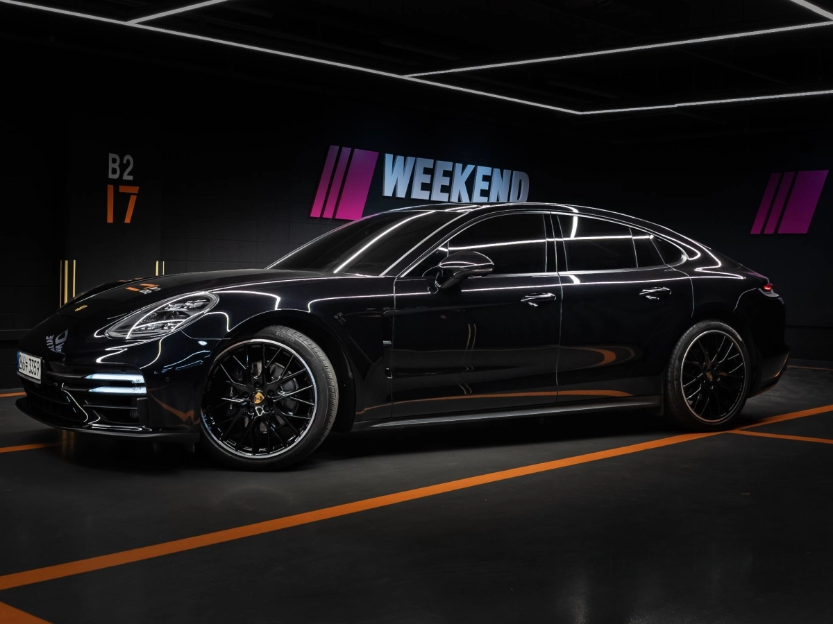 PORSCHE PANAMERA 971