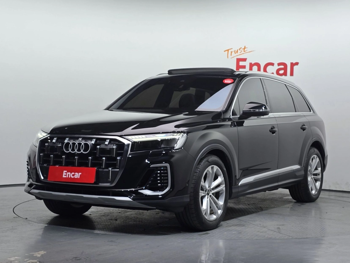 AUDI Q7 4M