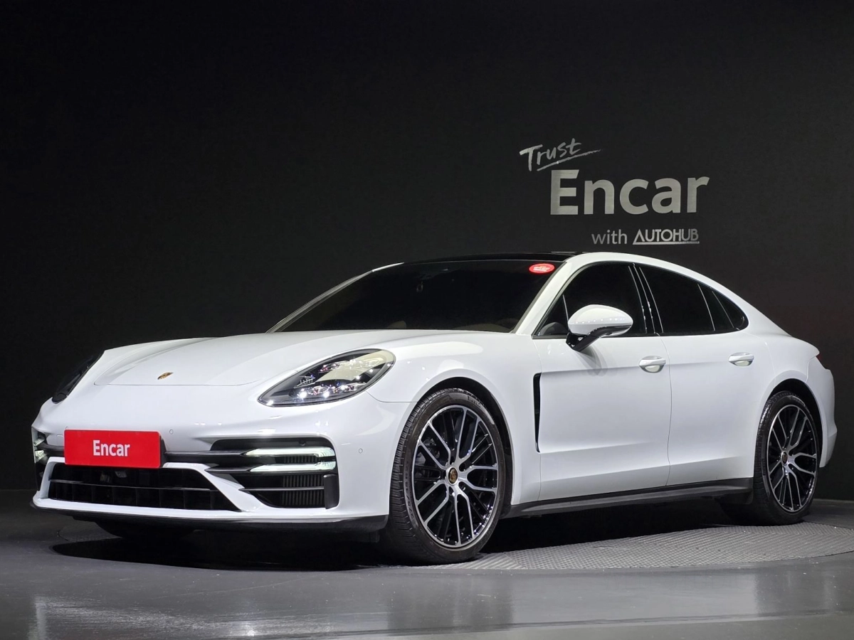 PORSCHE PANAMERA 971